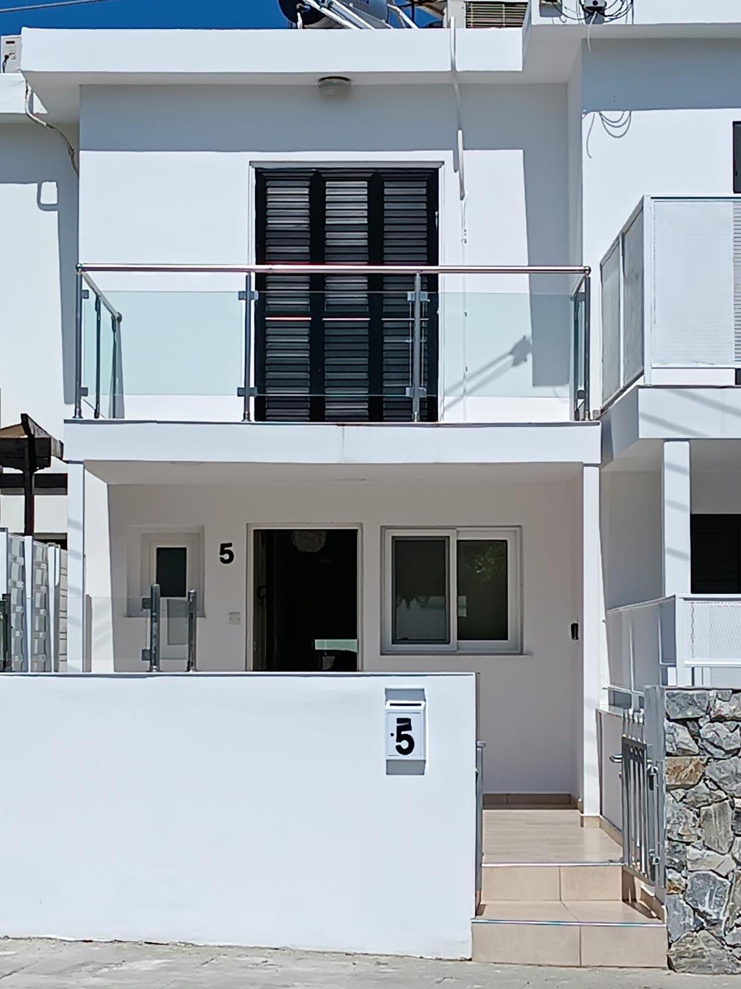 Soula Beach House Protaras Exteriér fotografie